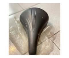 腳踏車坐墊 - 1/1