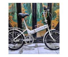 No discount 鋁合金20吋捷安特fd806 6速折疊腳踏車桃園適合140-170附燈鎖giant Aluminum folding bike Taoyuan Station can cod