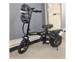 送給老婆的14吋折疊電動腳踏車，老婆不敢騎行上路，全新的沒有騎過一次，便宜出清了