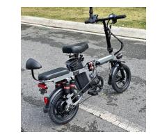 #全新電動折疊腳踏車#低價出售 純電續航60km  最快時速40km-55km  免掛牌 免駕駛執照  充電方便 充電時長：6H  額定載重：200kg #現貨 #进口三星電芯  #送大鎖一把 - 1/1