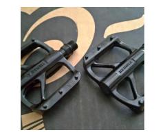 登山車 公路車 自行車 腳踏車 踏板  
Mountain bikes Bicycles Bicycles Large area pedals