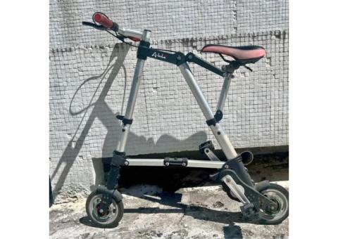 售：
1:折疊腳踏車 $800
2:全新THERMOS水杯 100
3:全新不鏽鋼保溫杯 80/個（有2個）

健康路自取