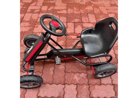 4輪腳踏車
可調整踩踏距離
右手手煞車
全台限量1000台