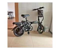 一台只要8800，含運宅配到府，無需在任何費用 大甩賣甜甜價限時出售 腳踏車14寸折疊電動自行車 13AH鋰電池 代步首選鋰電池（可抽取充電）純電續航60?