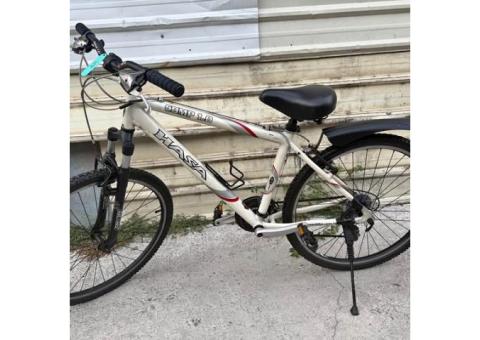 A23二手26吋21段速鋁合金HASA SHIMANO變速白色腳踏車