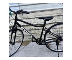 A196二手700C 7段速迪卡儂BTWIN黑色腳踏車 - 1/1