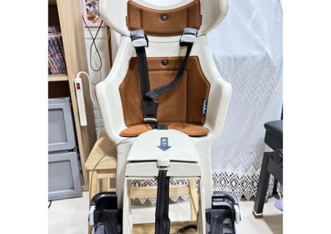 BOBIKE 後置腳踏車兒童座椅。