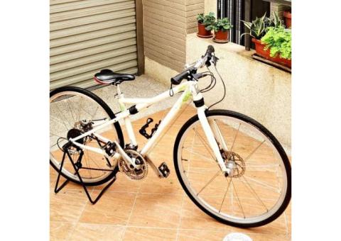 捷安特多功能腳踏車，前，後避震。舒適，很好騎。功能正常，自取。台中市南屯區