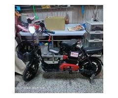 電動電輔腳踏車！7500！功能正常！少用！整車乾淨！整潔免整理！回去立馬可騎！不用領牌！省錢免煩惱！電池正常！電池是可提式電池！可以拿起來帶回家充電！速度、馬力還不錯！速度約有30-40！續航力不知道 - 1/1